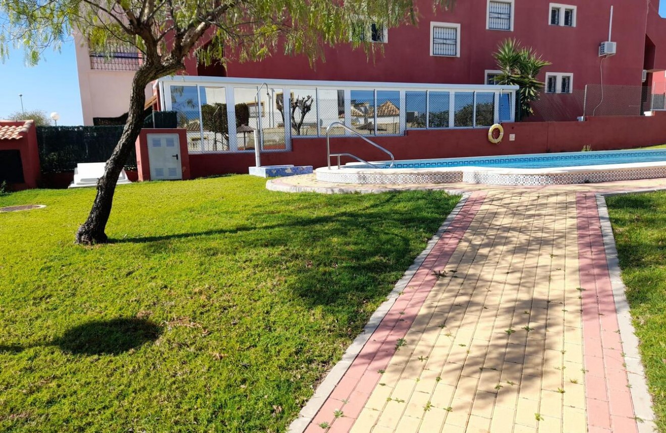 Tweedehands - Bungalow -
Orihuela Costa - dream hills