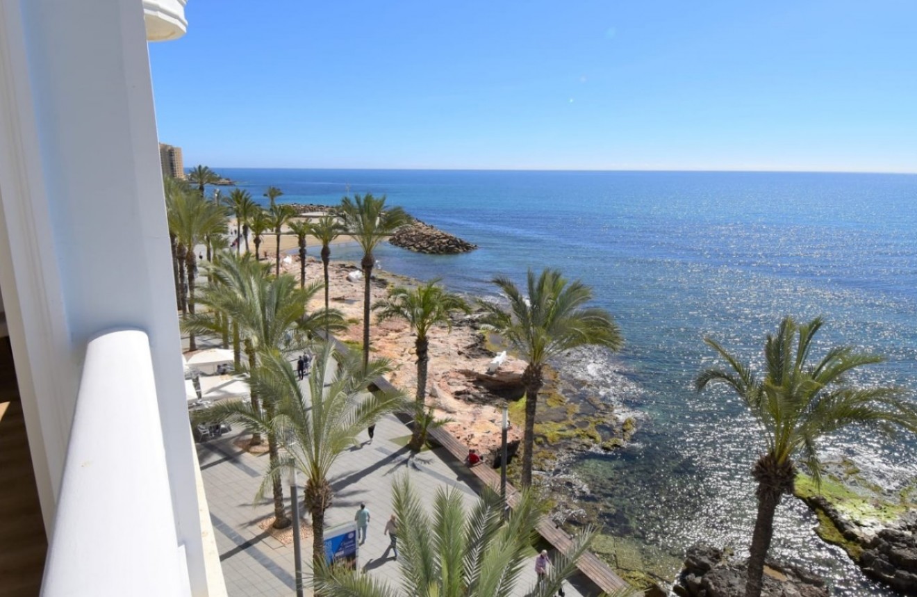 D'occasion - Appartement -
Torrevieja - Costa Blanca