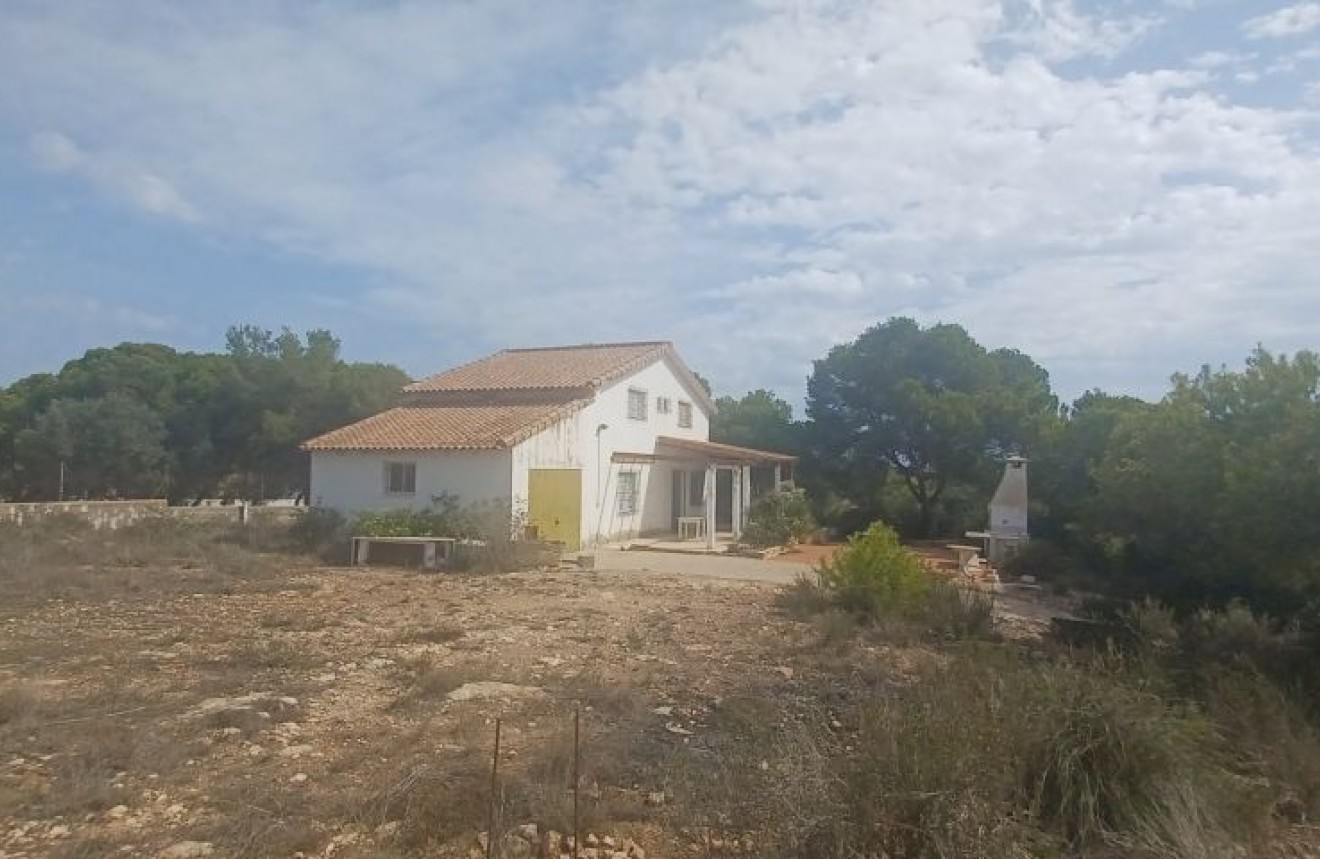 Z drugiej ręki - Szalet -
Orihuela Costa - Costa Blanca