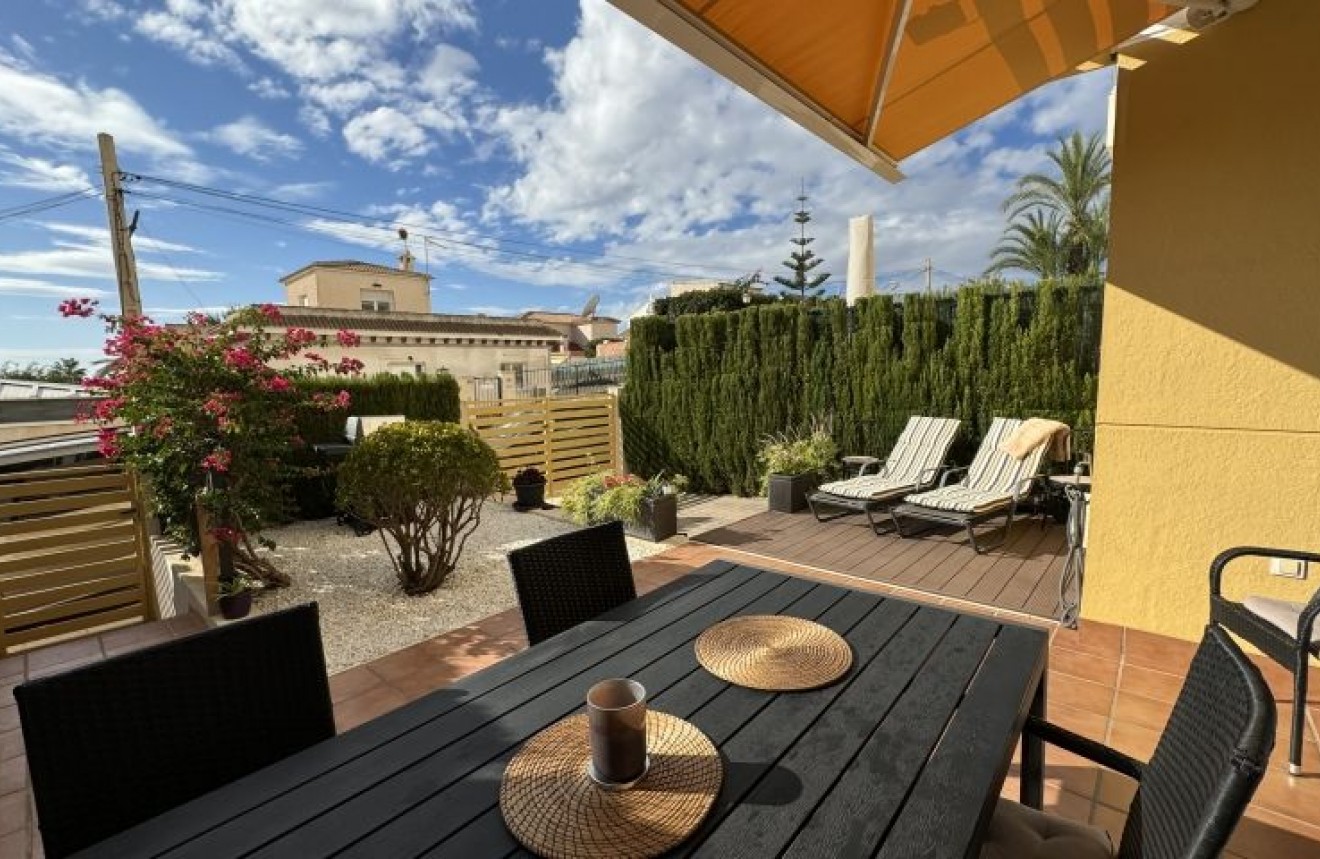 Tweedehands - Appartement / flat -
Orihuela Costa - Costa Blanca