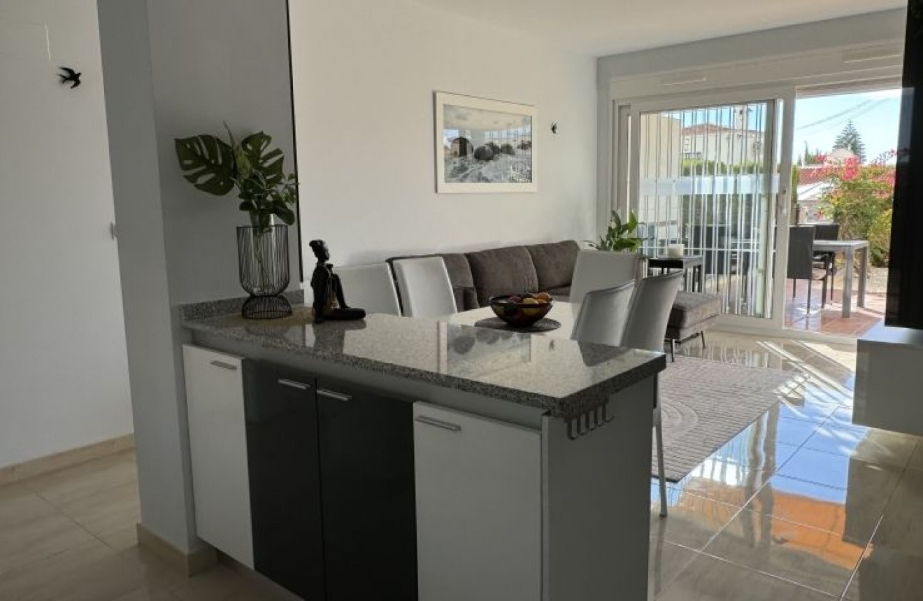 Tweedehands - Appartement / flat -
Orihuela Costa - Costa Blanca