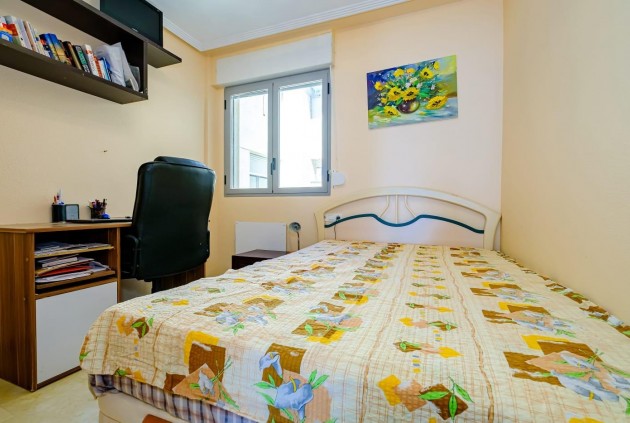 Segunda mano - Apartamento / piso -
Torrevieja - Playa del Cura