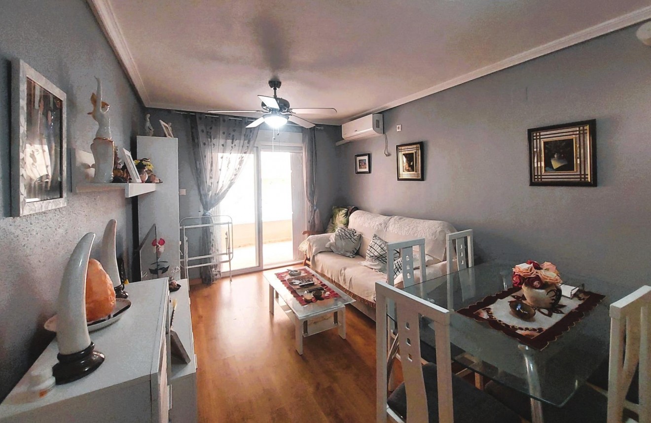 Segunda mano - Apartamento / piso -
Torrevieja - Costa Blanca