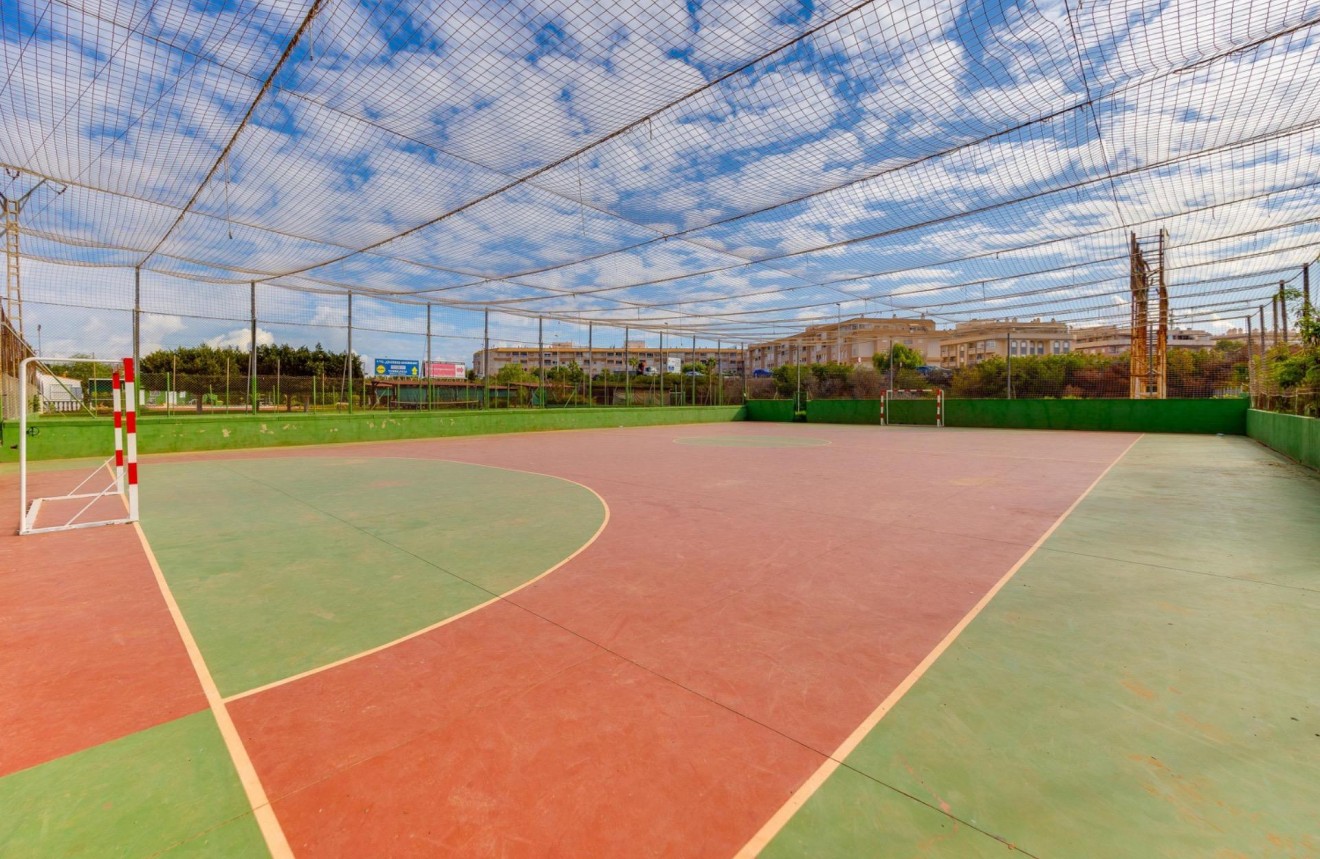 Segunda mano - Bungalow -
Torrevieja - PARQUE DE LAS NACIONES