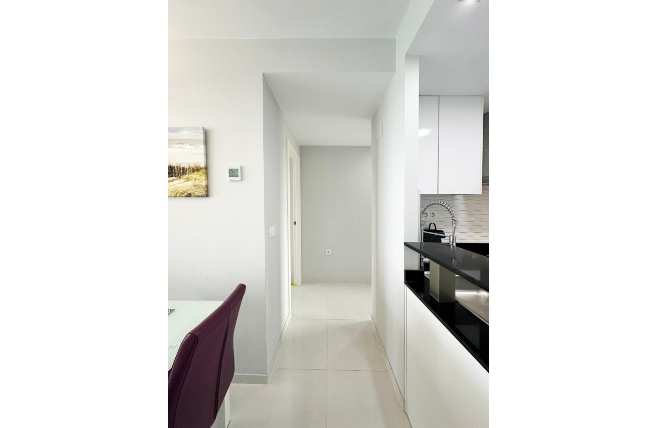 Resale - Apartment / flat -
Torrevieja - Costa Blanca