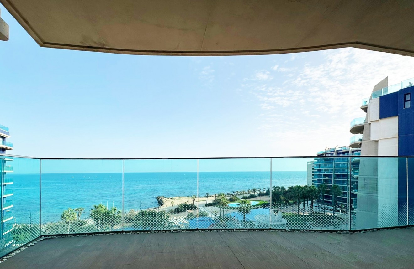 Resale - Apartment / flat -
Torrevieja - Costa Blanca