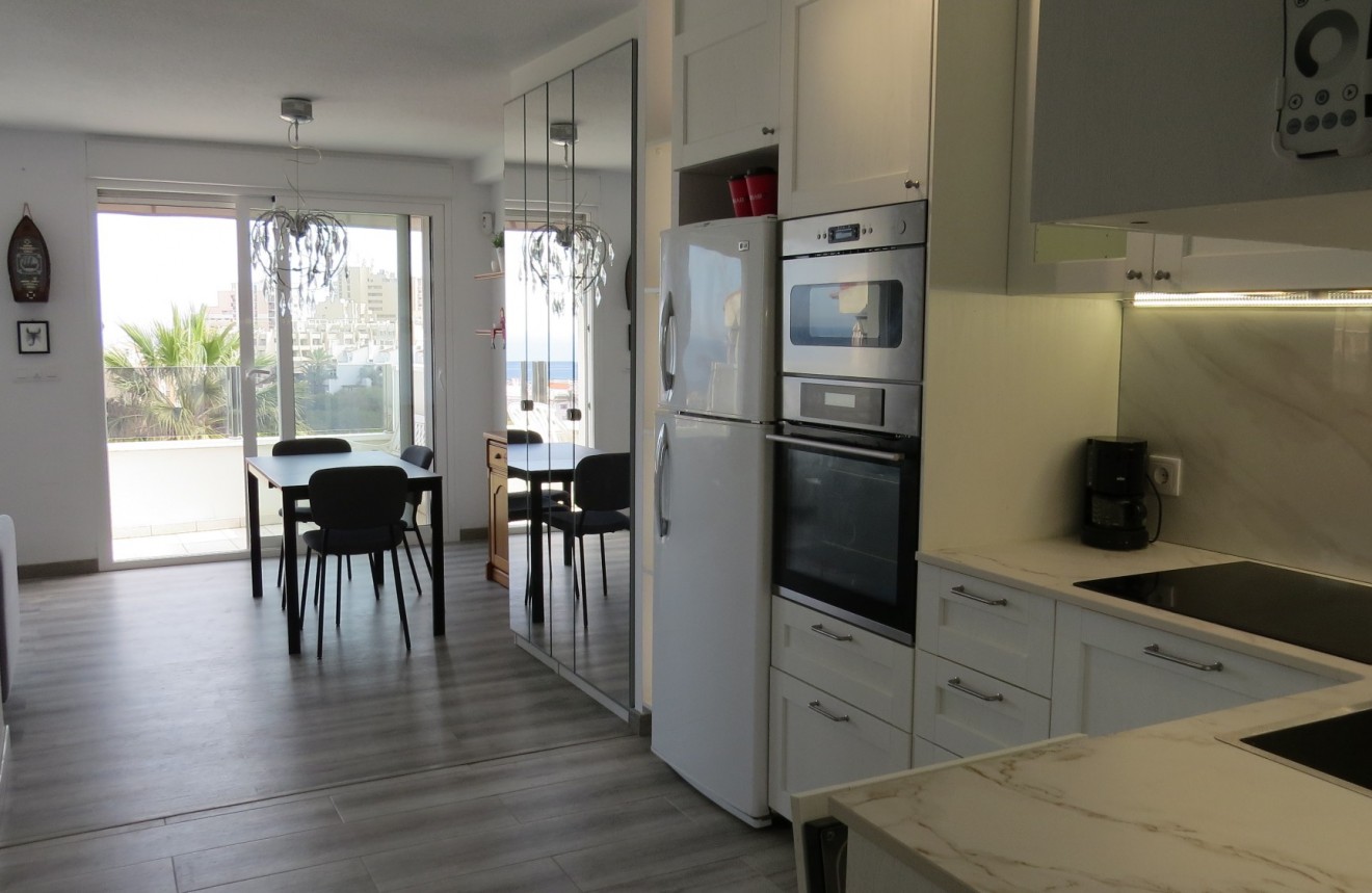 Resale - Apartment / flat -
Torrevieja - Costa Blanca