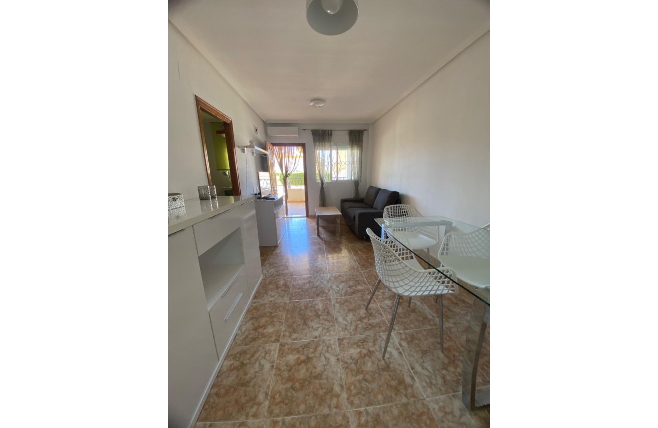 Resale - Bungalow -
Orihuela Costa - La Ciñuelica