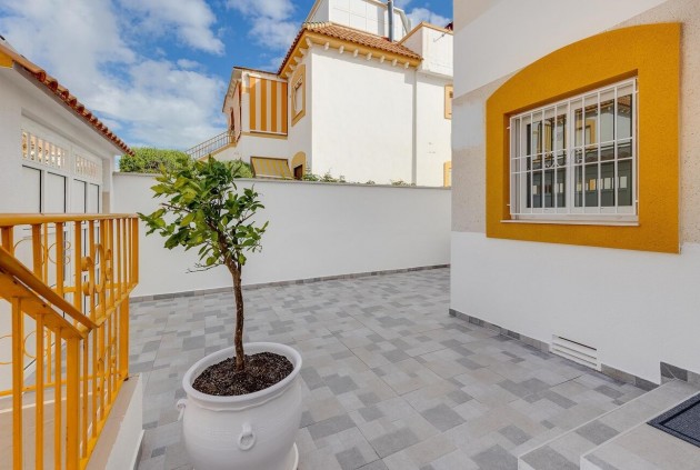 D'occasion - Bungalow -
Torrevieja - PARQUE DE LAS NACIONES