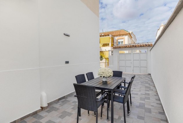 D'occasion - Bungalow -
Torrevieja - PARQUE DE LAS NACIONES