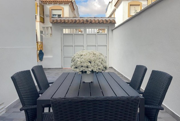 D'occasion - Bungalow -
Torrevieja - PARQUE DE LAS NACIONES