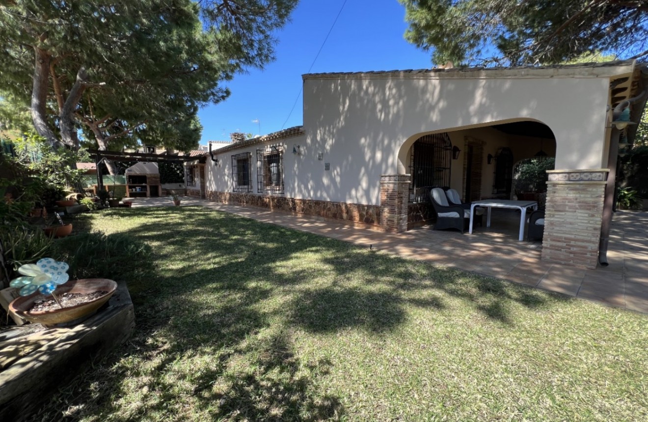 Segunda mano - Chalet -
Orihuela Costa - Costa Blanca