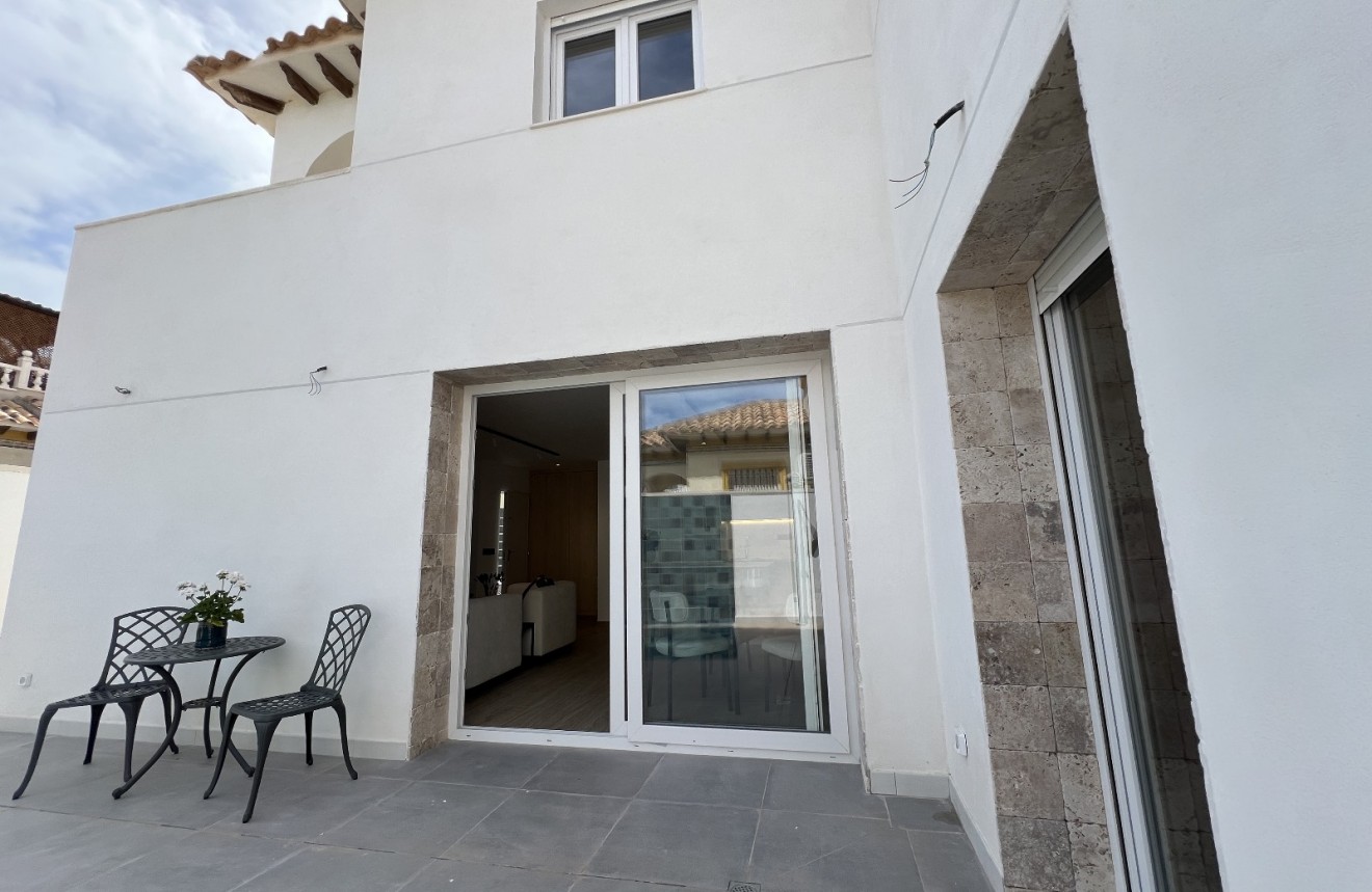 Segunda mano - Chalet -
Orihuela Costa - Costa Blanca