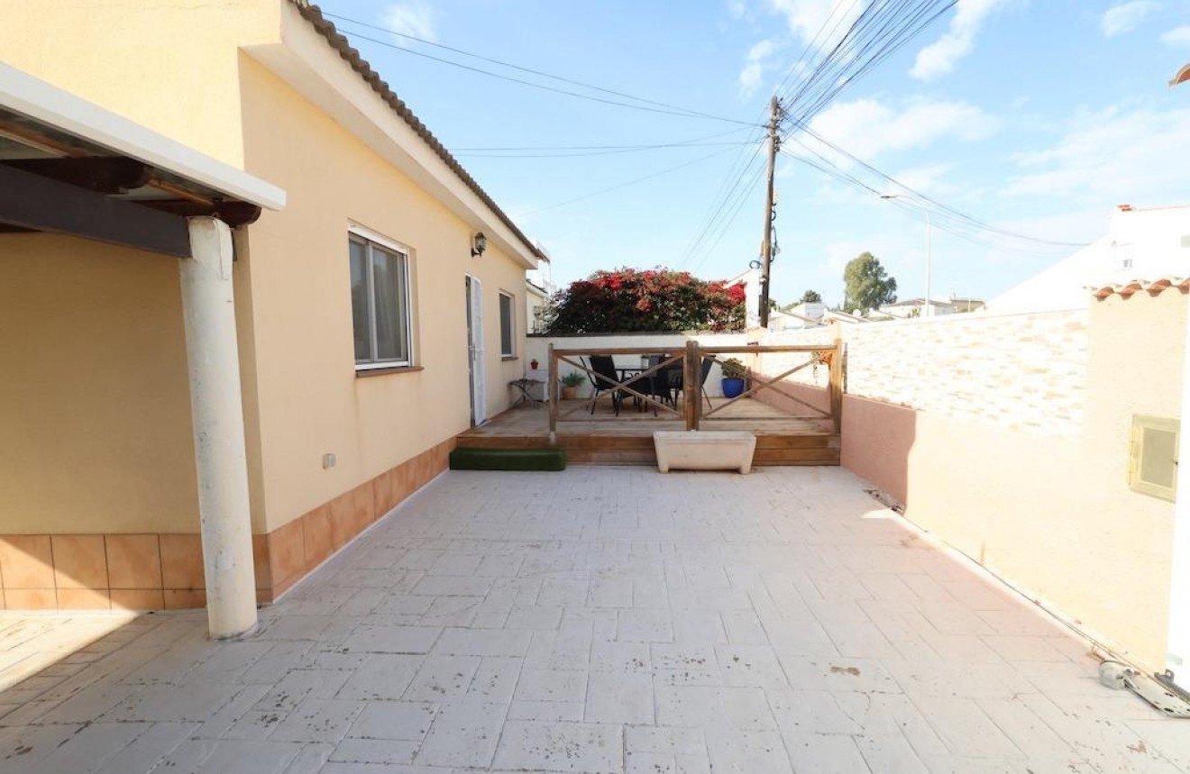 Segunda mano - Chalet -
Torrevieja - Costa Blanca