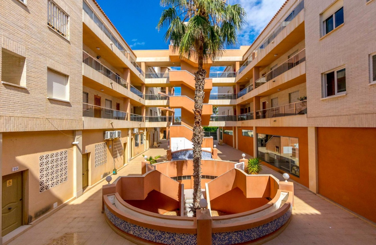 Tweedehands - Appartement / flat -
Orihuela Costa - Playa Flamenca