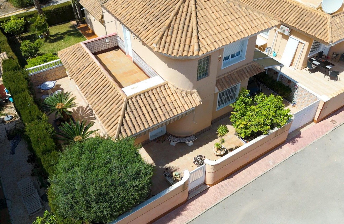 Tweedehands - Chalet -
Torrevieja - Punta prima