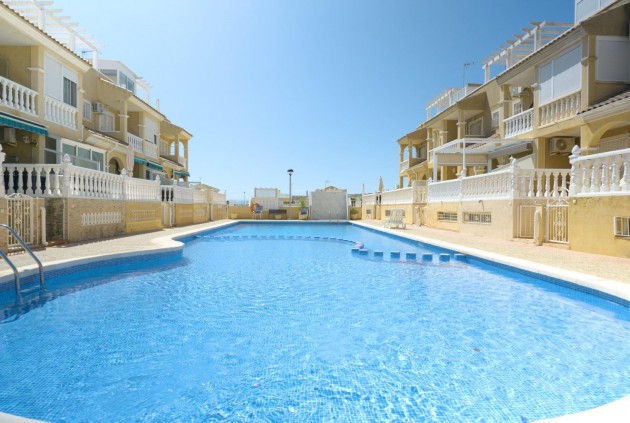 Tweedehands - Chalet -
Orihuela Costa - Playa Flamenca Norte