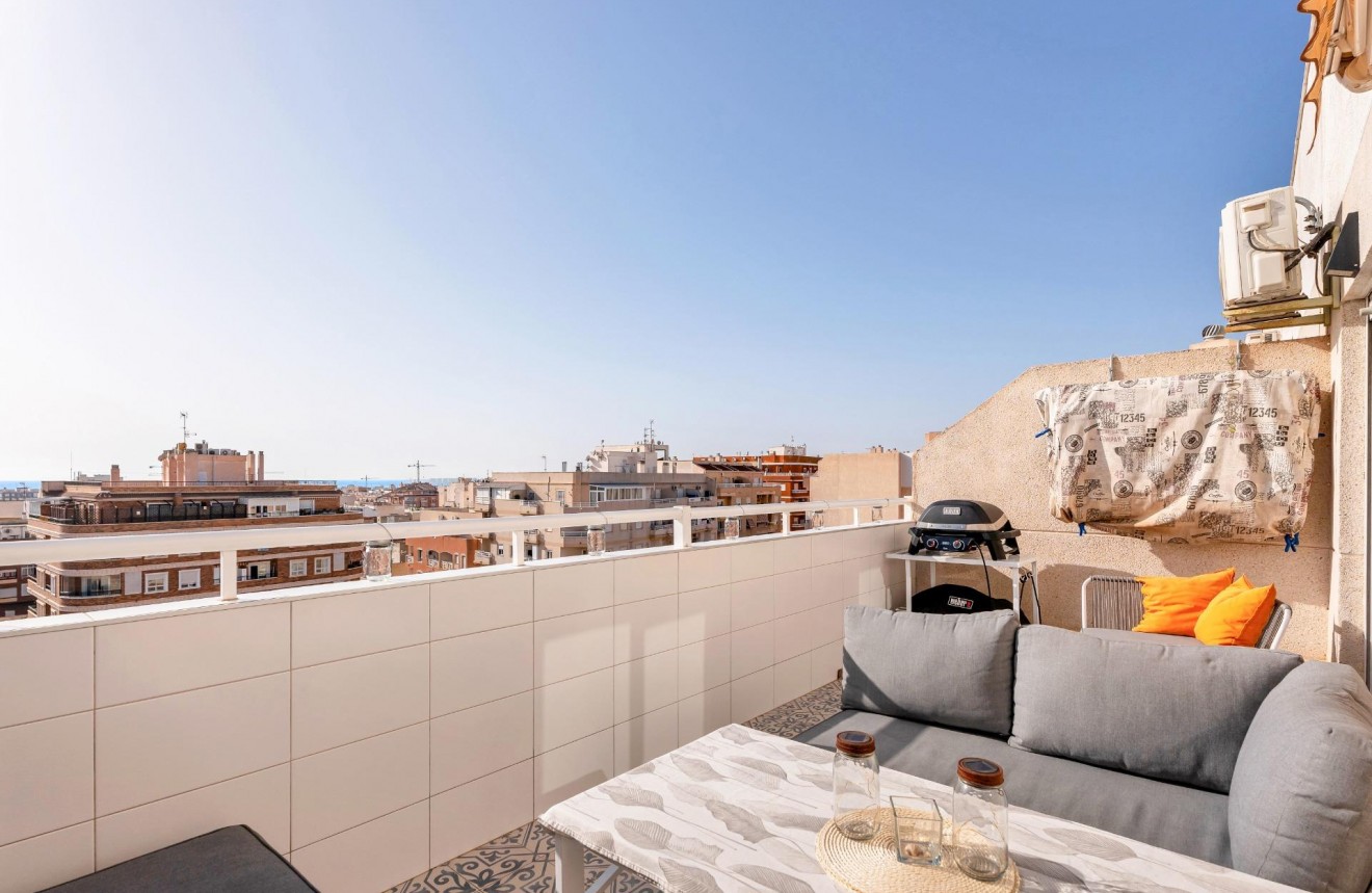 Aus zweiter Hand - Penthouse -
Torrevieja - Centro