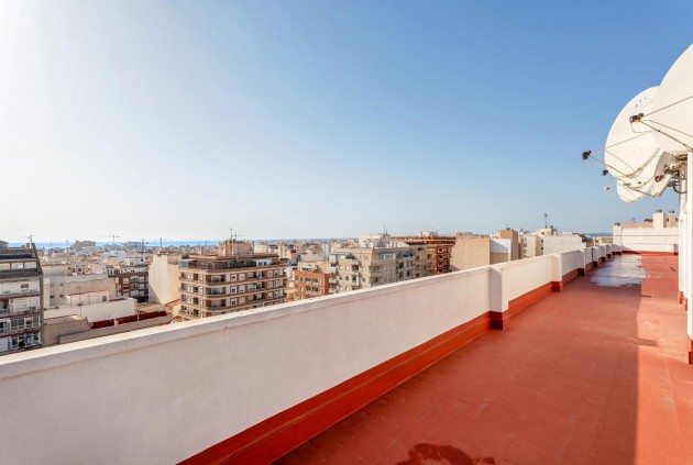 Aus zweiter Hand - Penthouse -
Torrevieja - Centro