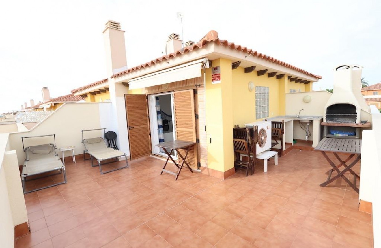 Tweedehands - Chalet -
Orihuela Costa - Costa Blanca