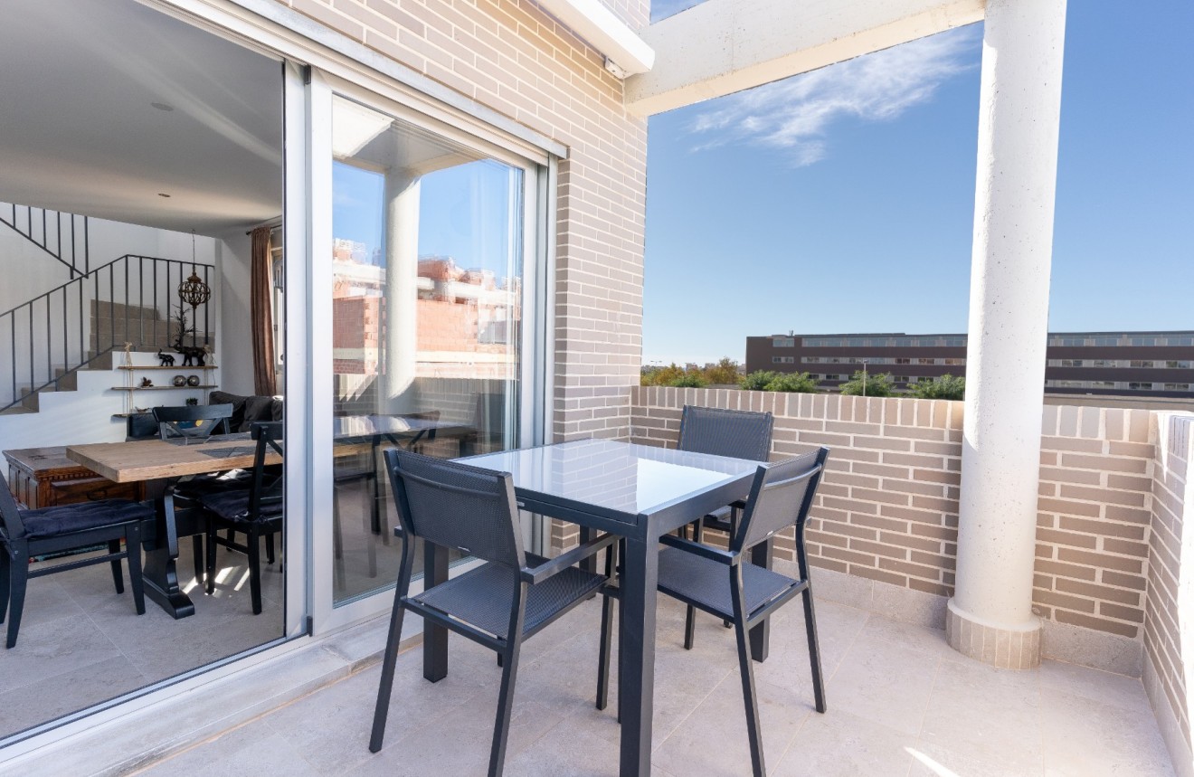 Resale - Apartment / flat -
Torrevieja - Costa Blanca