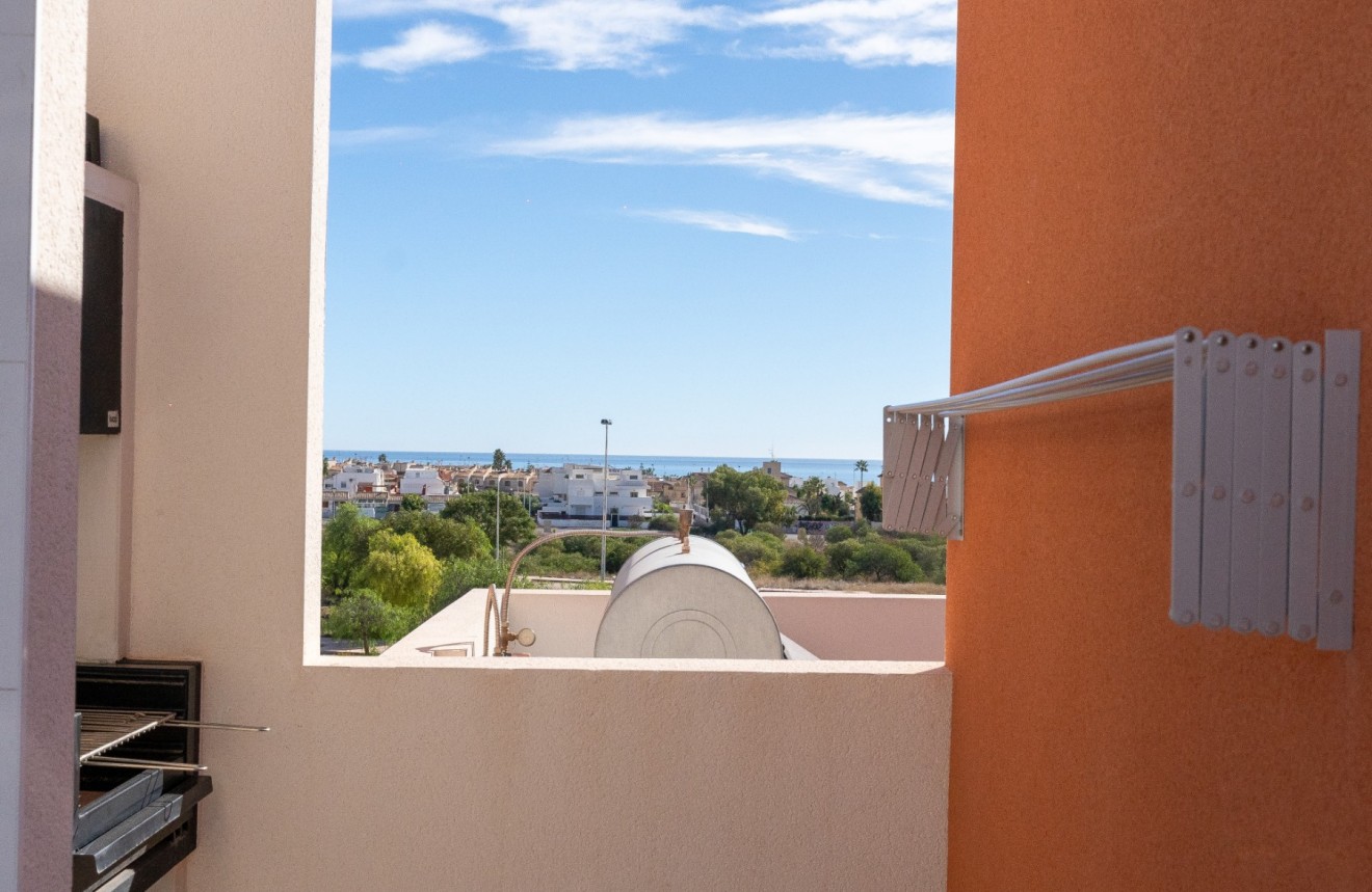 Resale - Apartment / flat -
Torrevieja - Costa Blanca