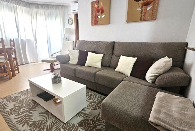 Tweedehands - Appartement / flat -
Torrevieja - Centro