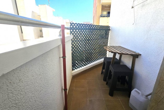 Tweedehands - Appartement / flat -
Torrevieja - Centro