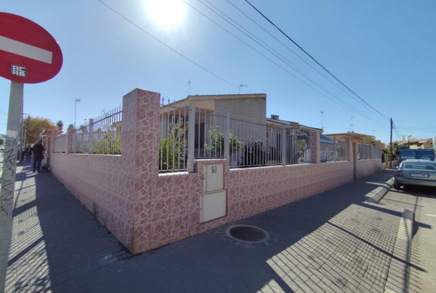 Segunda mano - Chalet -
Torrevieja - Estacion de autobuses