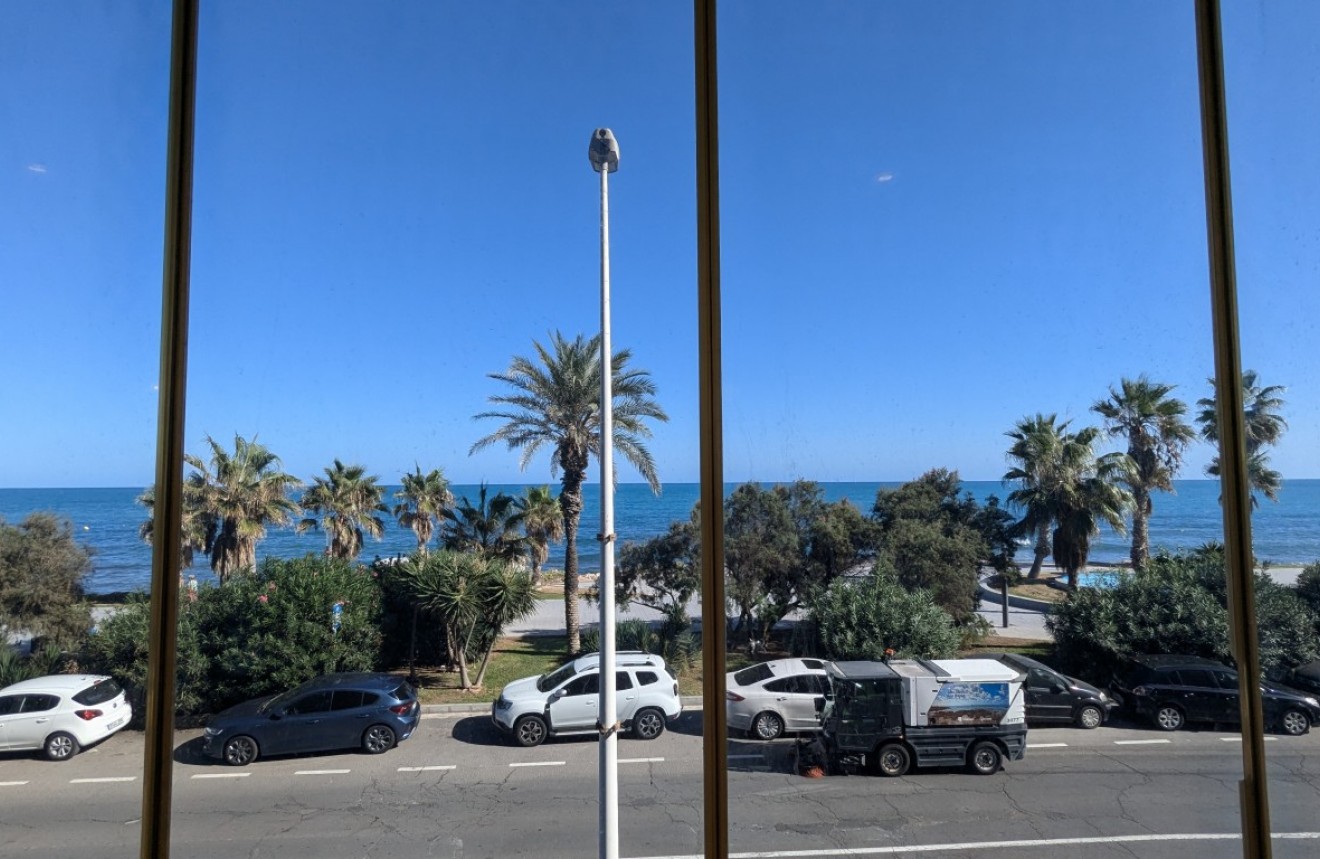 Resale - Apartment / flat -
Torrevieja - Costa Blanca