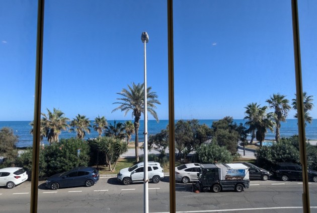 Resale - Apartment / flat -
Torrevieja - Costa Blanca