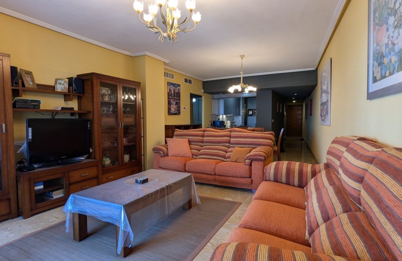 Resale - Apartment / flat -
Torrevieja - Costa Blanca