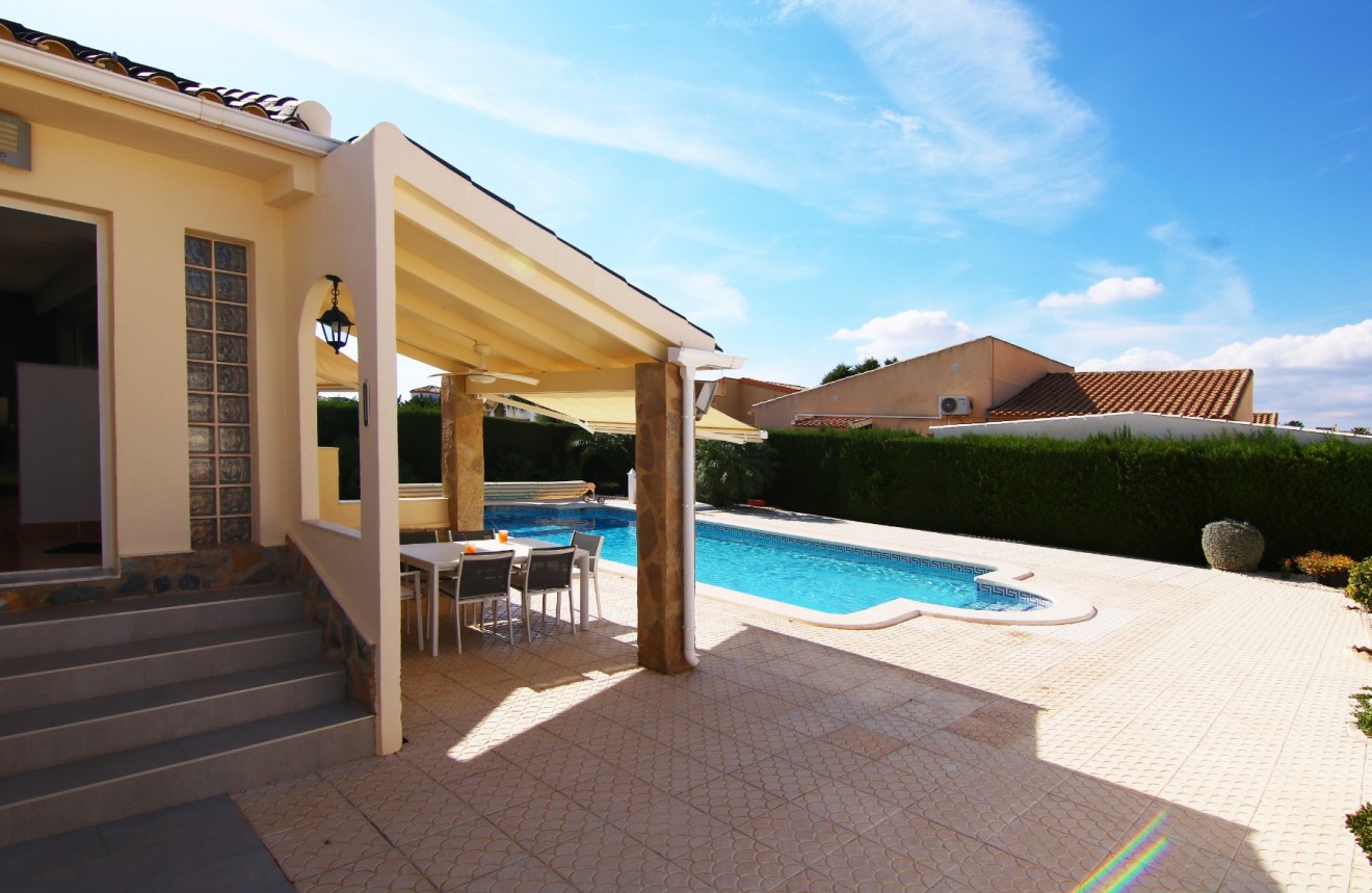 D'occasion - Chalet -
Orihuela Costa - Costa Blanca