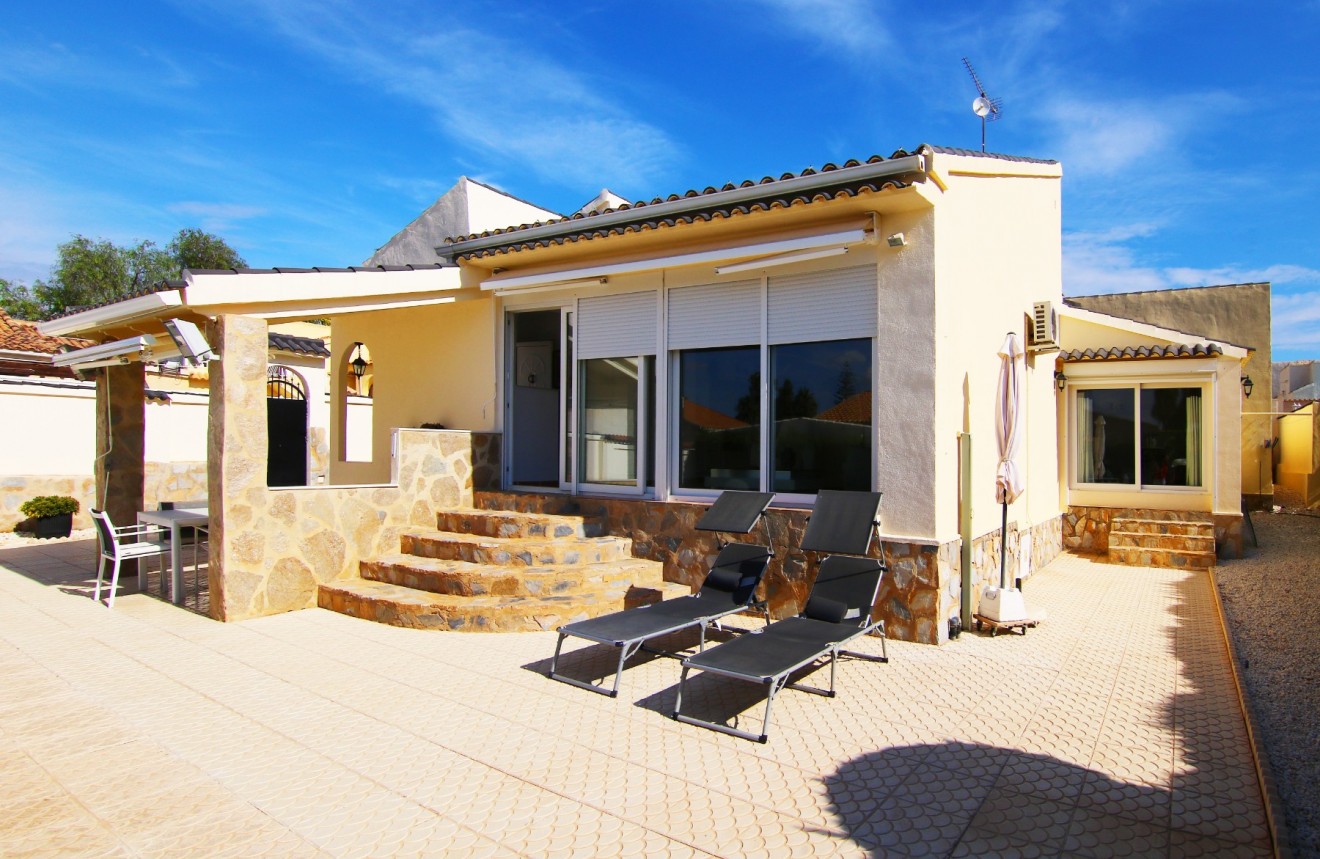 D'occasion - Chalet -
Orihuela Costa - Costa Blanca