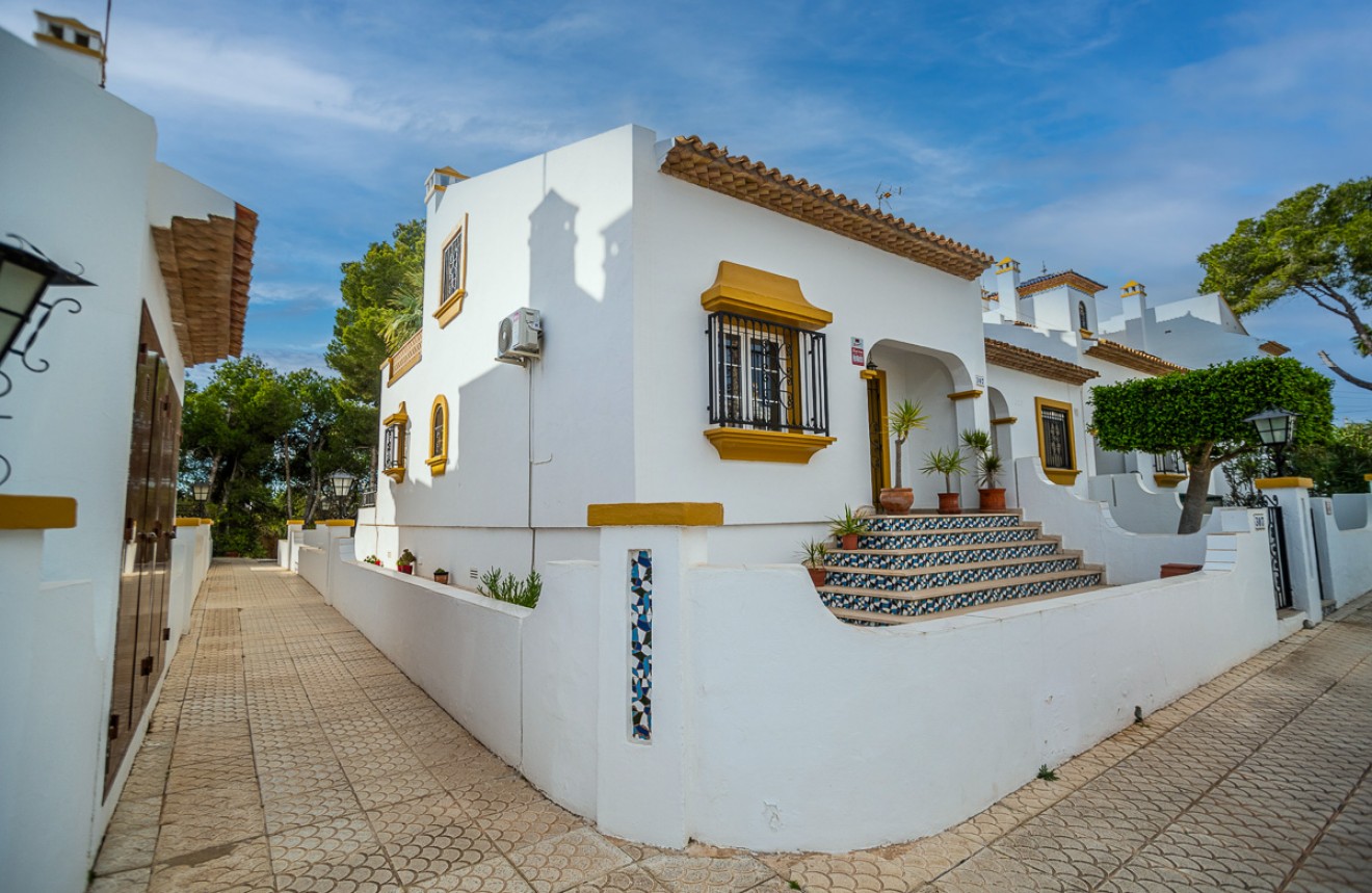 Segunda mano - Chalet -
Orihuela Costa - Costa Blanca