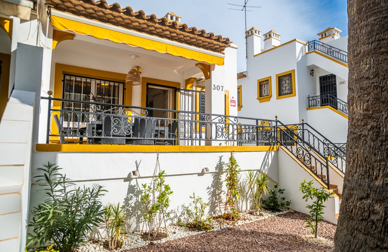 Segunda mano - Chalet -
Orihuela Costa - Costa Blanca