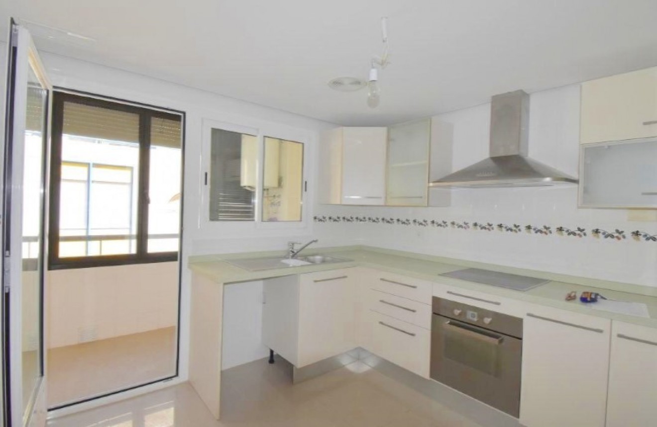 Resale - Apartment / flat -
Torrevieja - Costa Blanca