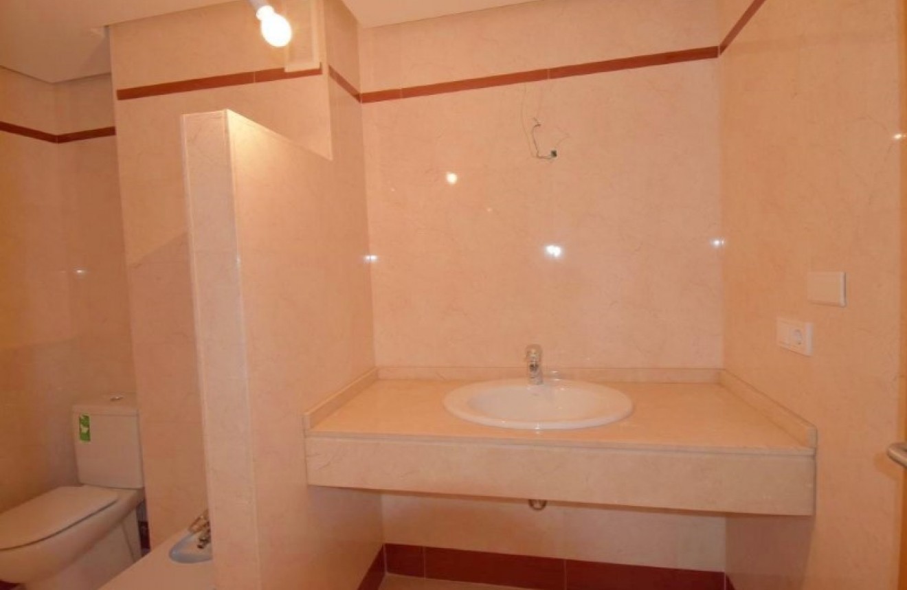 Resale - Apartment / flat -
Torrevieja - Costa Blanca