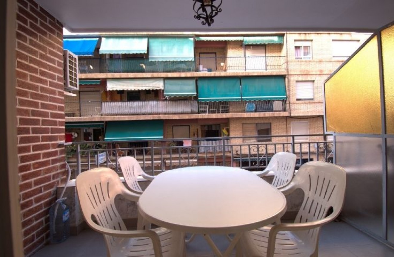 Tweedehands - Appartement / flat -
Torrevieja - Costa Blanca