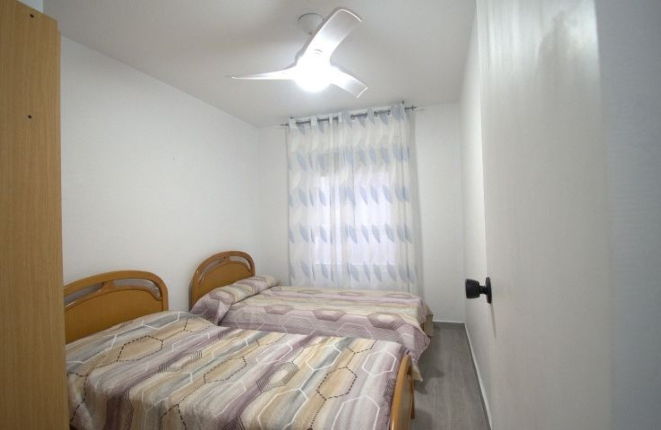 Tweedehands - Appartement / flat -
Torrevieja - Costa Blanca