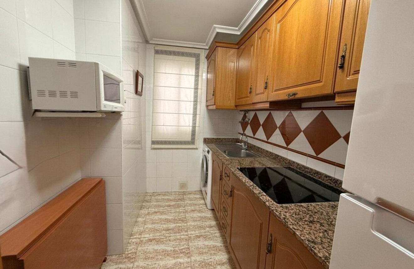 Tweedehands - Appartement / flat -
Torrevieja - Costa Blanca