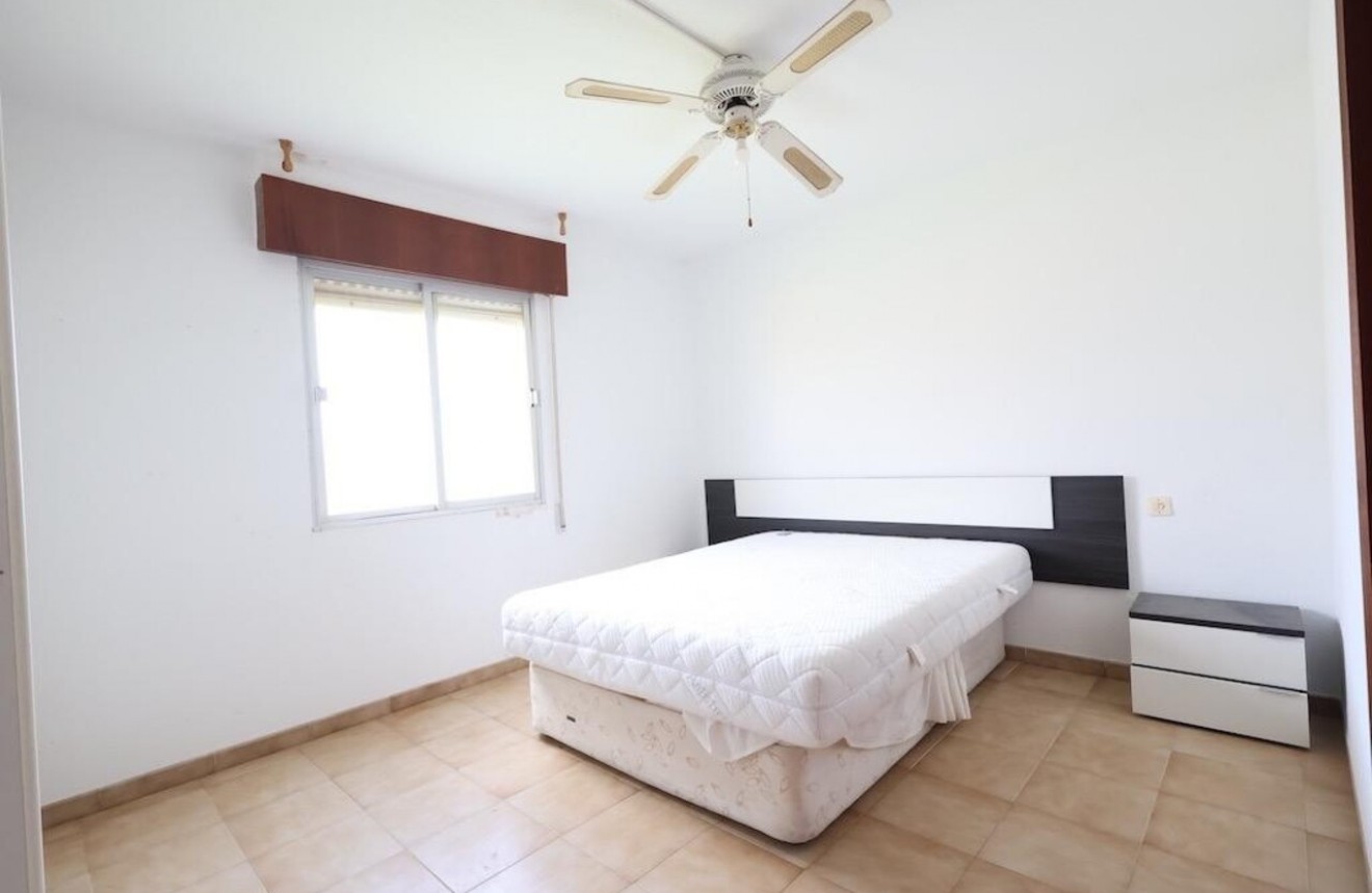 Segunda mano - Apartamento / piso -
Punta Prima - Costa Blanca