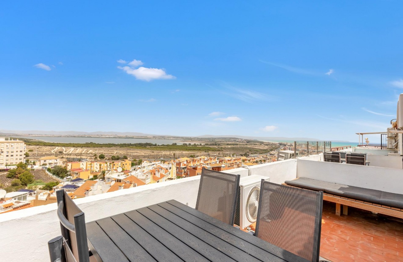 Tweedehands - Appartement / flat -
Torrevieja - Torre la mata