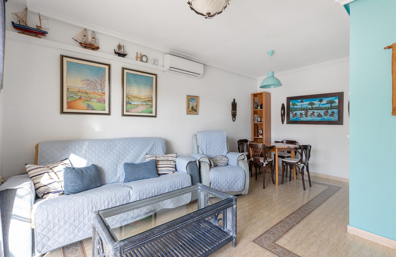 Tweedehands - Appartement / flat -
Torrevieja - Costa Blanca