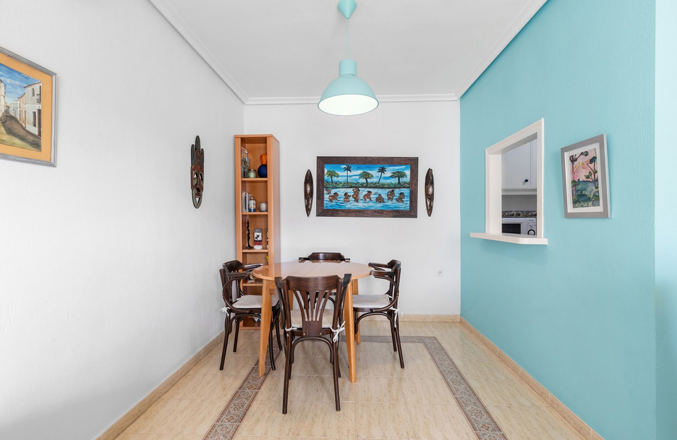 Tweedehands - Appartement / flat -
Torrevieja - Costa Blanca