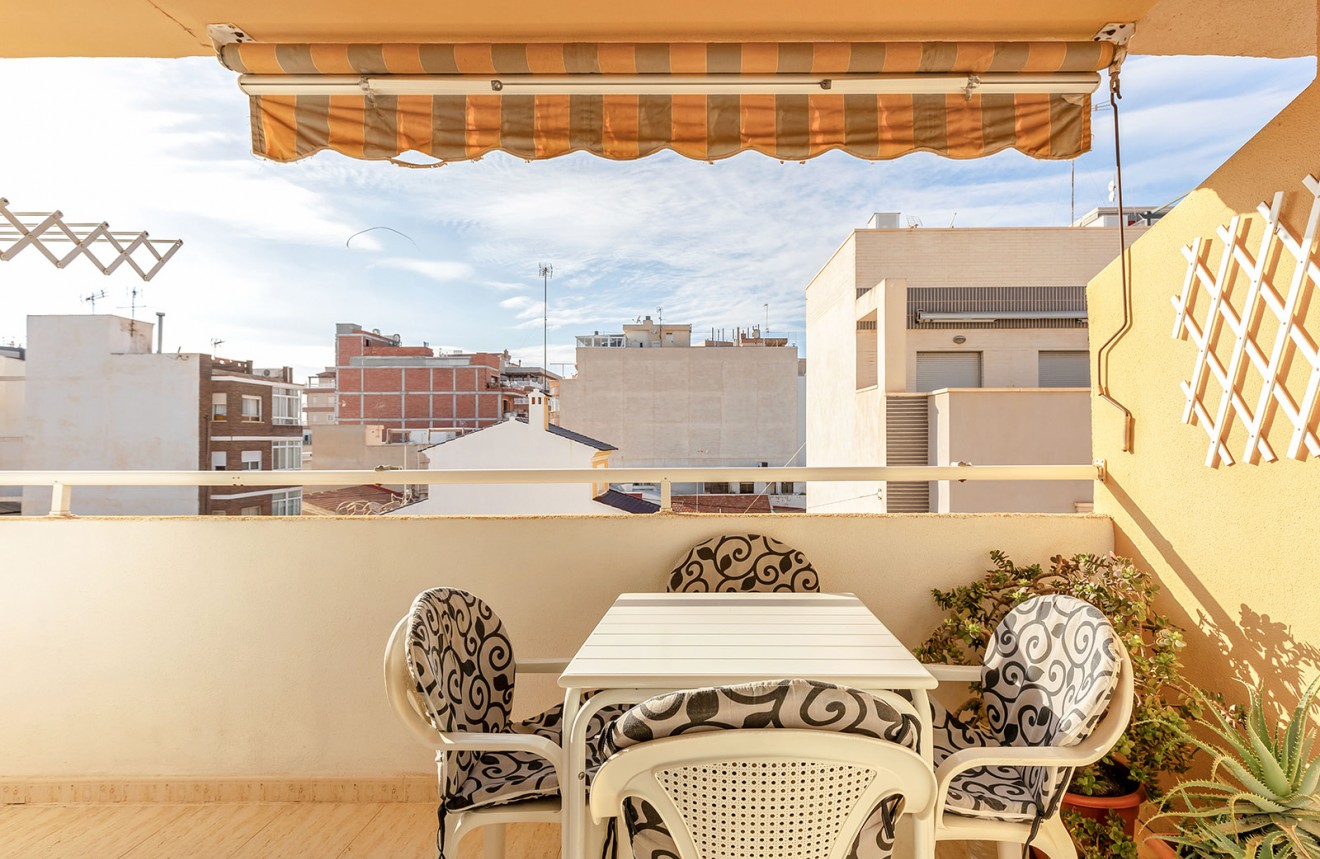 Tweedehands - Appartement / flat -
Torrevieja - Costa Blanca