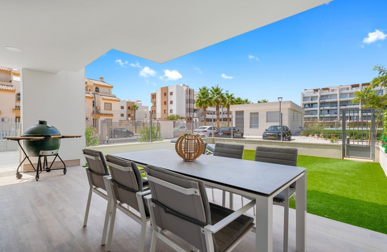 Segunda mano - Apartamento / piso -
Orihuela Costa - Costa Blanca