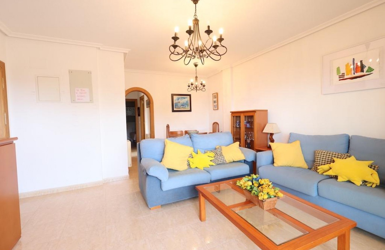 Aus zweiter Hand - Wohnung -
Orihuela Costa - Costa Blanca