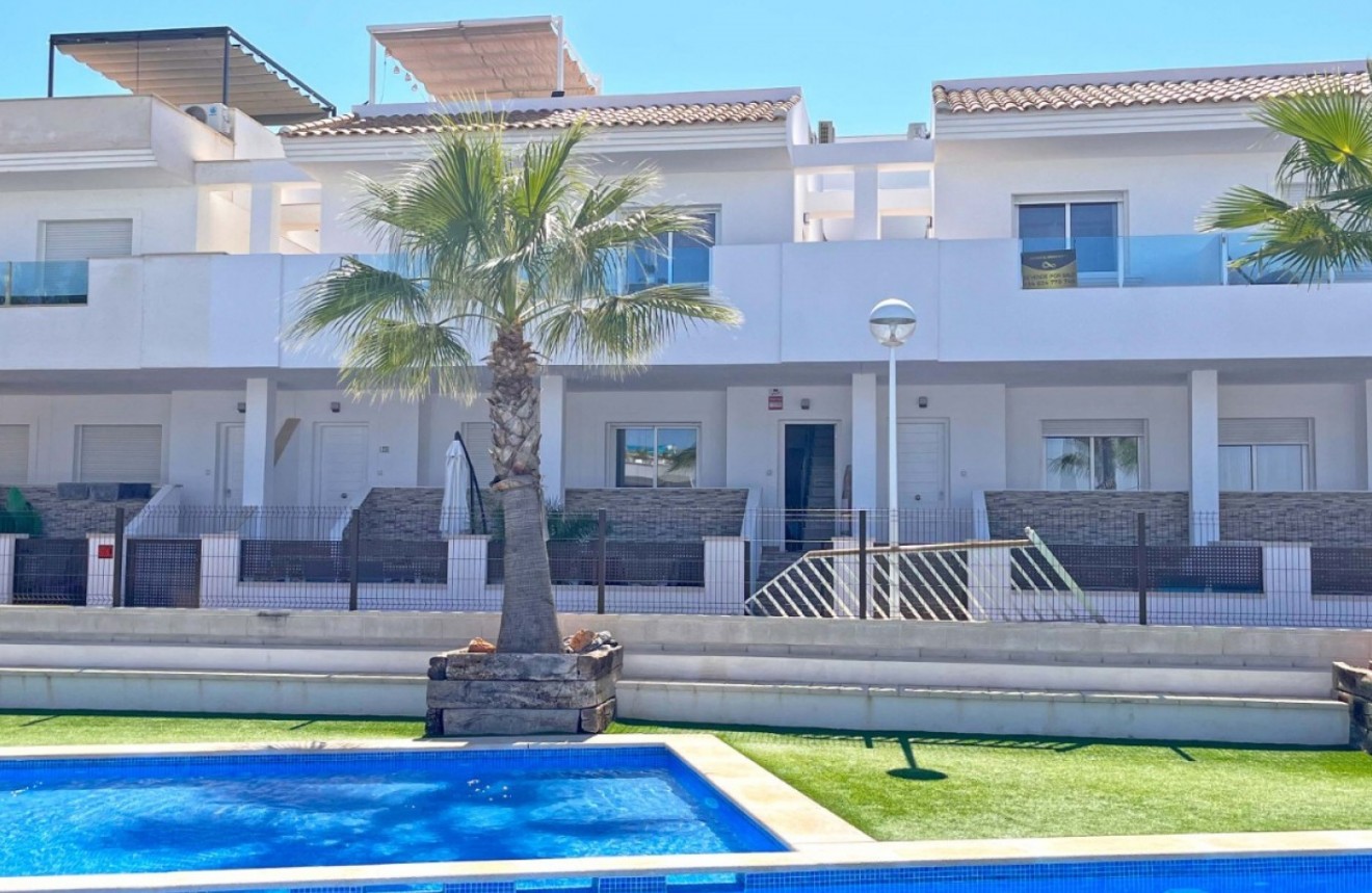 Tweedehands - Chalet -
Torrevieja - Costa Blanca