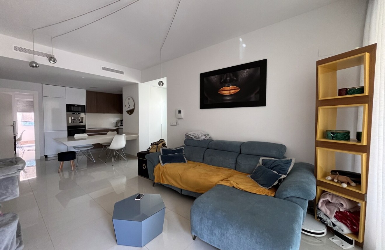 D'occasion - Appartement -
Torrevieja - Costa Blanca